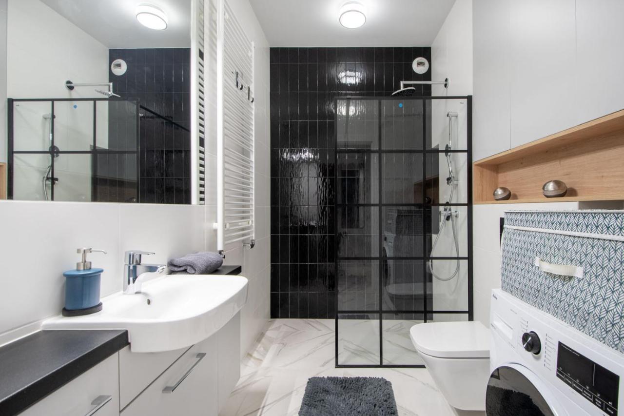 Warsaw Night Apartments Metro Plocka מראה חיצוני תמונה